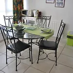 Apartment La Tour Boileau *